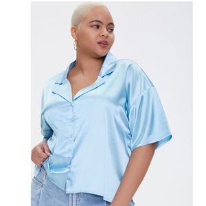 Plus size baby blue satin cropped shirt from forever 21. Brand new never worn